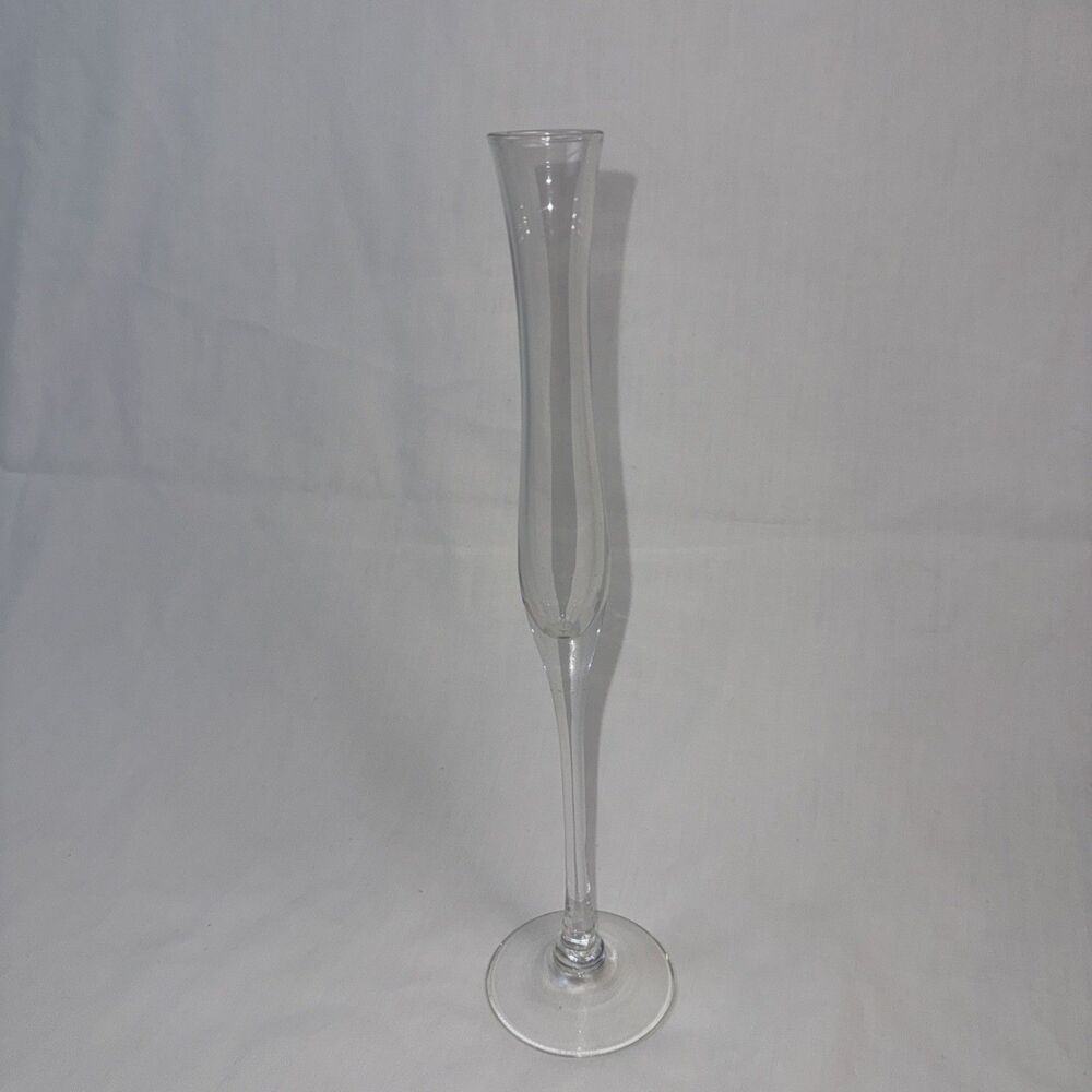 vintage Kosta Boda "Gracile" clear glass single-stem rose/ bud vase from Sweden